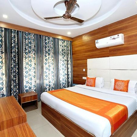 Oyo 8622 Hotel Grand Inn Chandigarh Ngoại thất bức ảnh